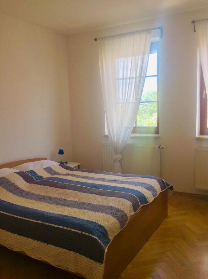 Fairy-tale From Lev I Sova Gasthof Prag